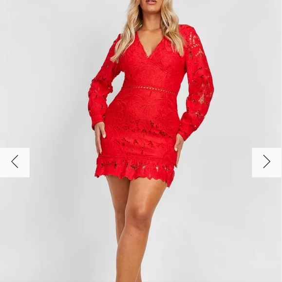 ♥️ BOOHOO Beautiful Crochet Red Lace Dress ♥️ - Picture 2 of 4